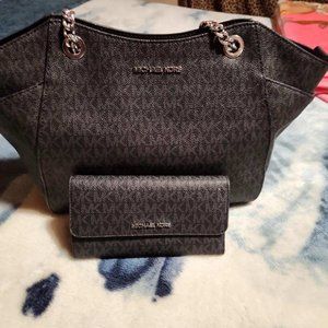 Michael Kors purse and wallet